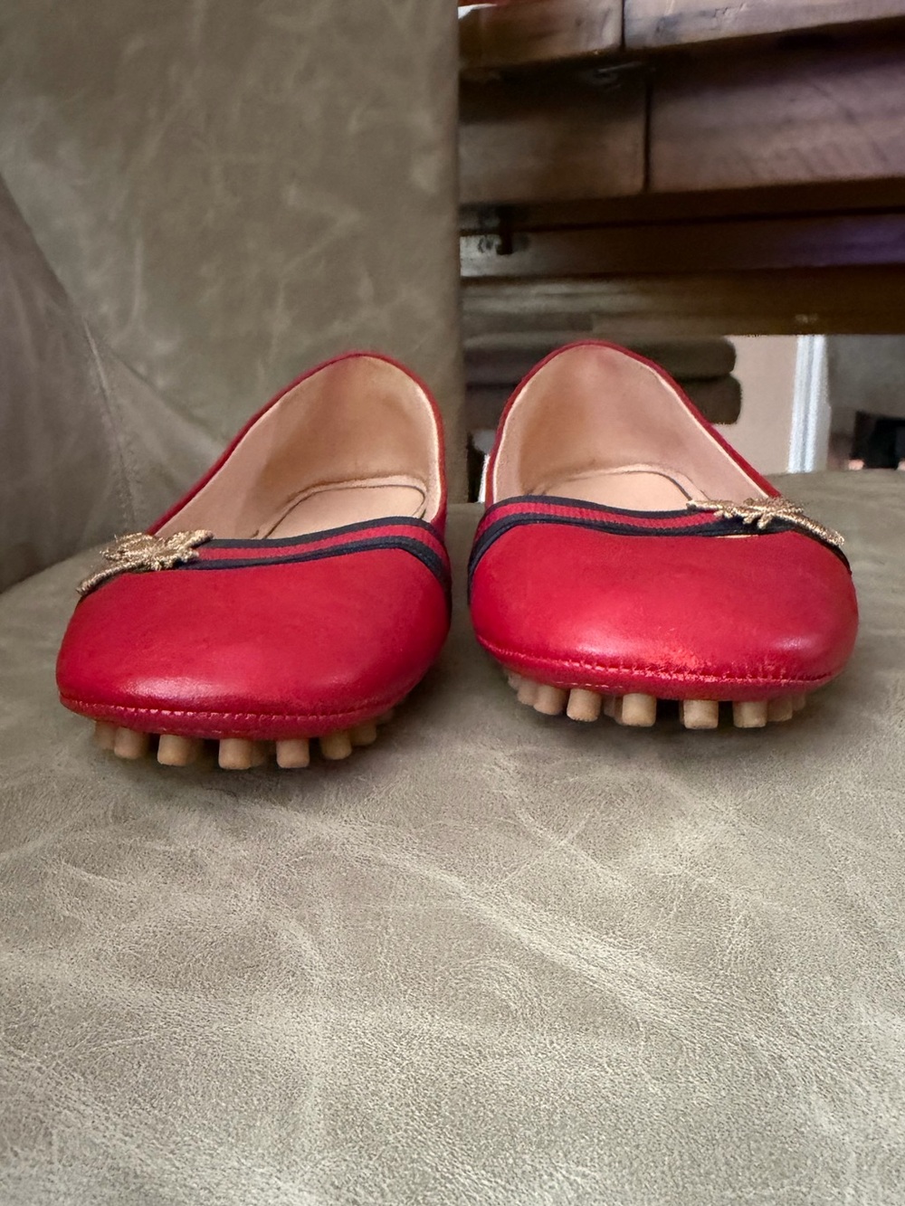 Gucci Red Leather Web-Strap Ballet Flats - Picture 5 of 9